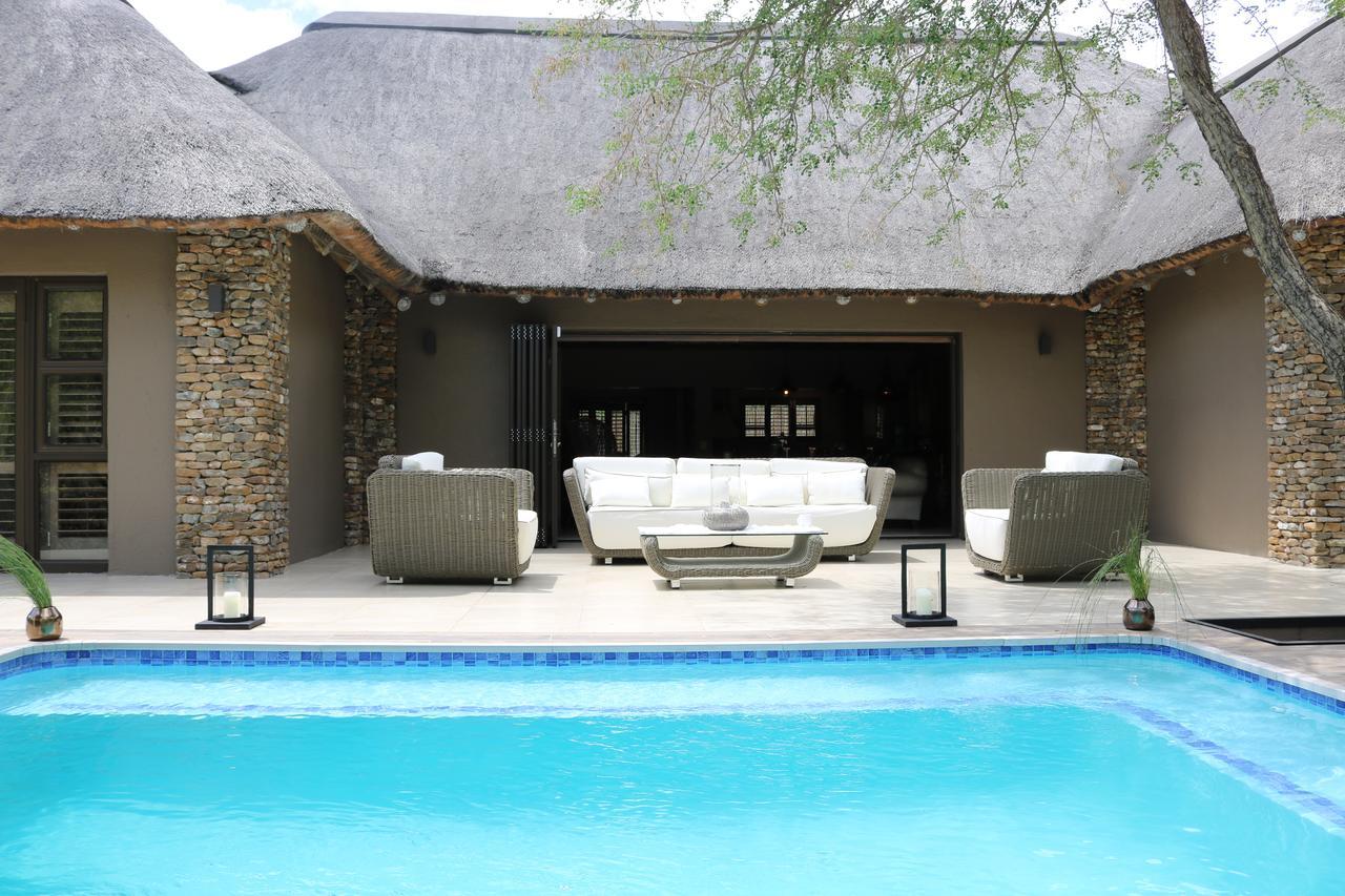 Luvivane Luxury Villa & Cottage Marloth Park Exterior photo